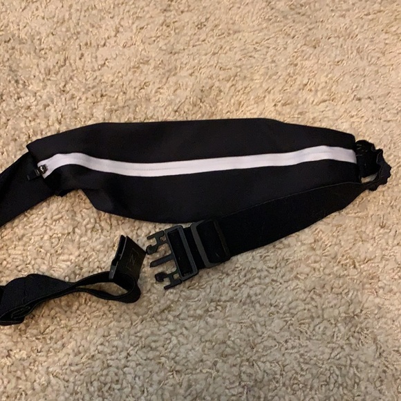 Zobha running belt - Picture 6 of 8